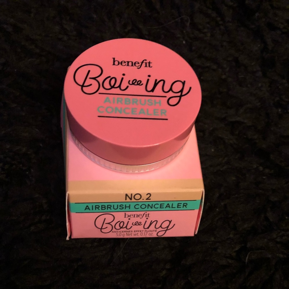 Benefit Boiing Airbrush Concealer